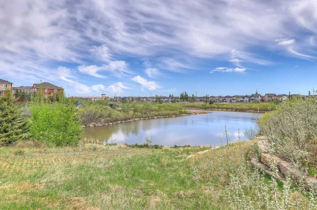1 Osborne Common SW Airdrie AB T4B 5E3