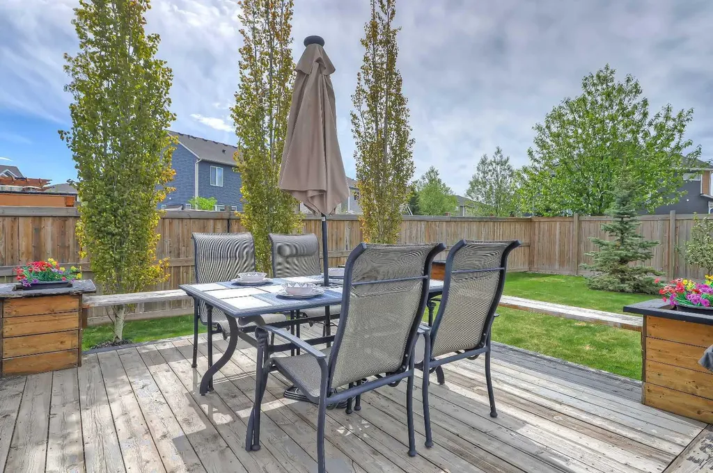 1 Osborne Common SW Airdrie AB T4B 5E3