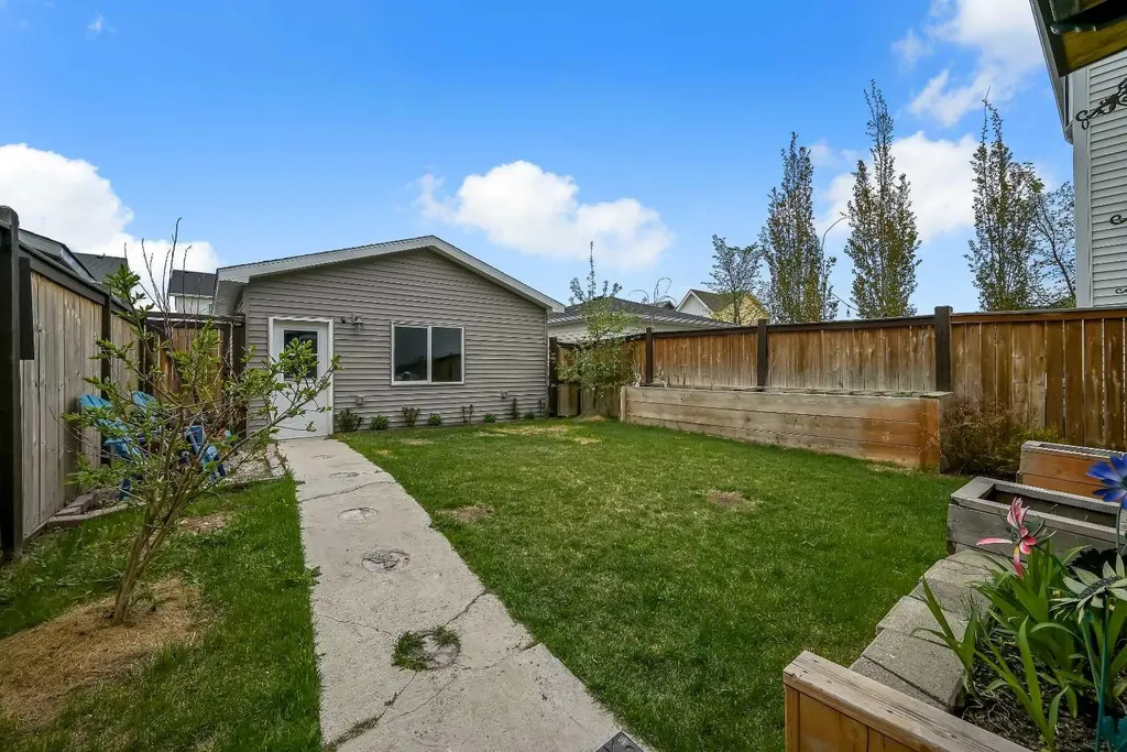 232 Vista Drive Crossfield AB T0M 0S0