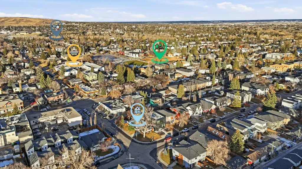 2004 18 Street NW Calgary AB T2M 3T1
