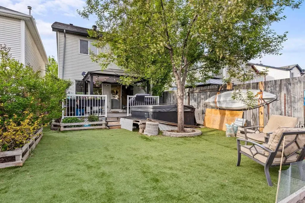 65 Prestwick Heights SE Calgary AB T2Z 4H8