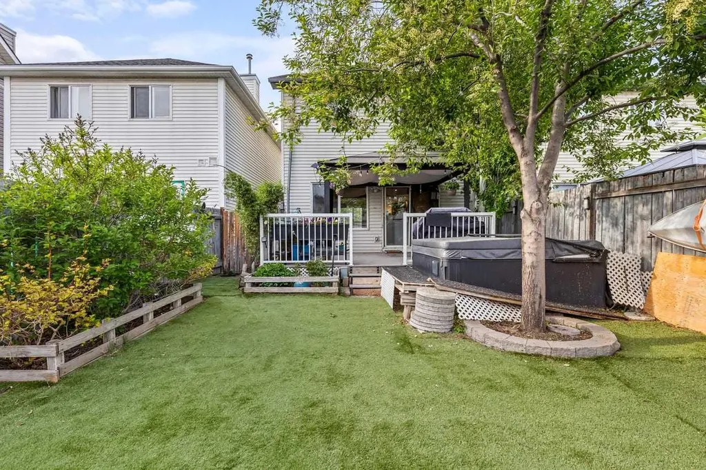 65 Prestwick Heights SE Calgary AB T2Z 4H8