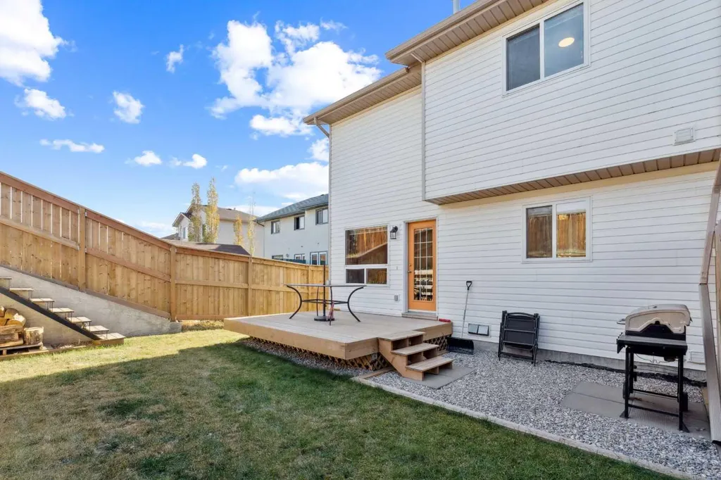 56 West Terrace Road Cochrane AB T4C 1S5