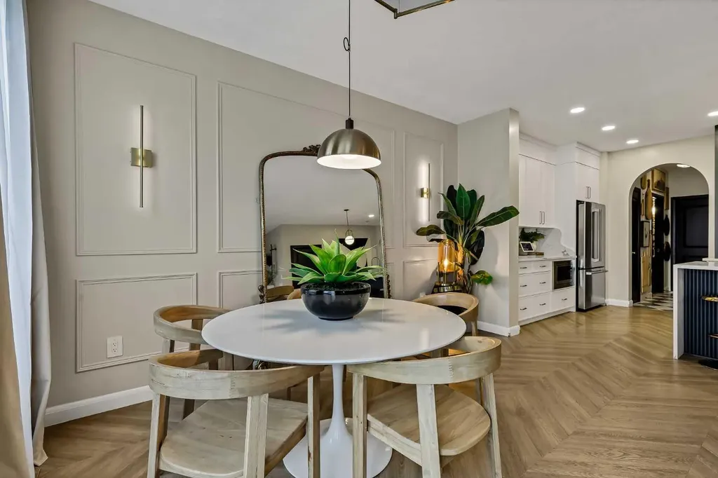 322 Creekstone Way SW Calgary AB T2X 4E3