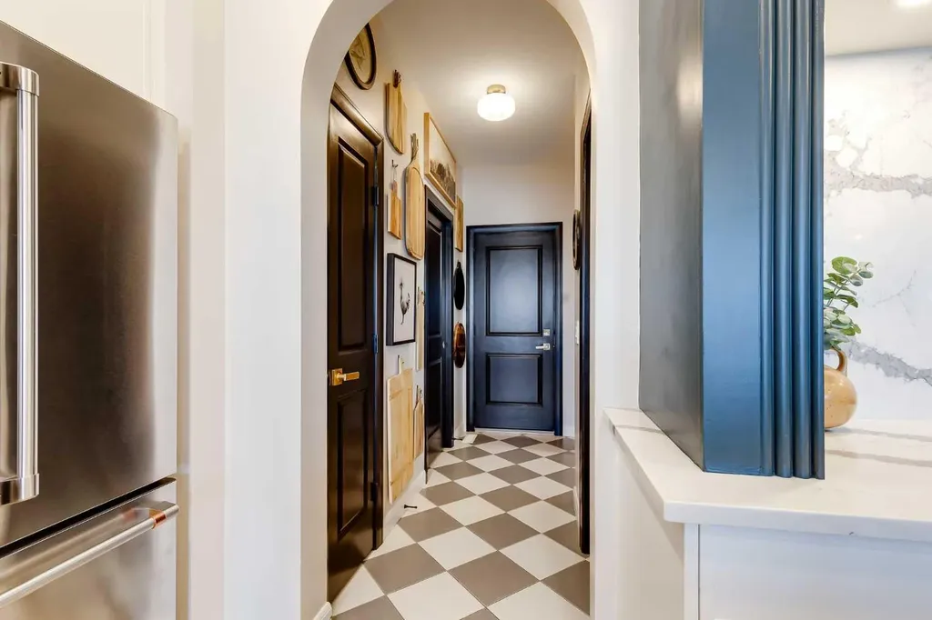 322 Creekstone Way SW Calgary AB T2X 4E3