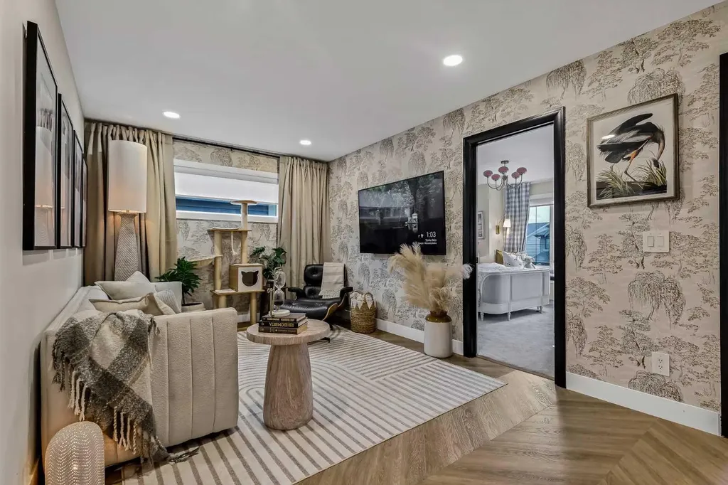 322 Creekstone Way SW Calgary AB T2X 4E3