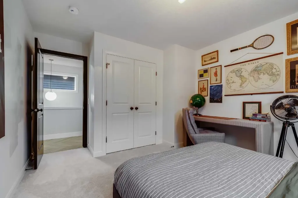 322 Creekstone Way SW Calgary AB T2X 4E3