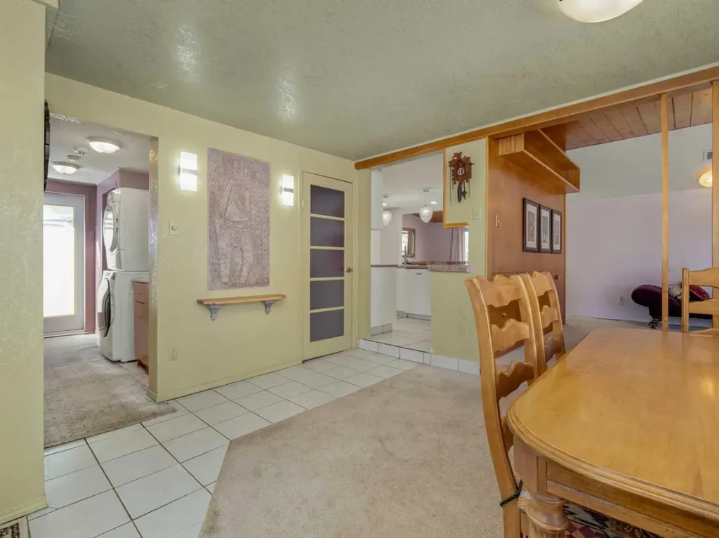 613 30 Street S Lethbridge AB T1J 3V2