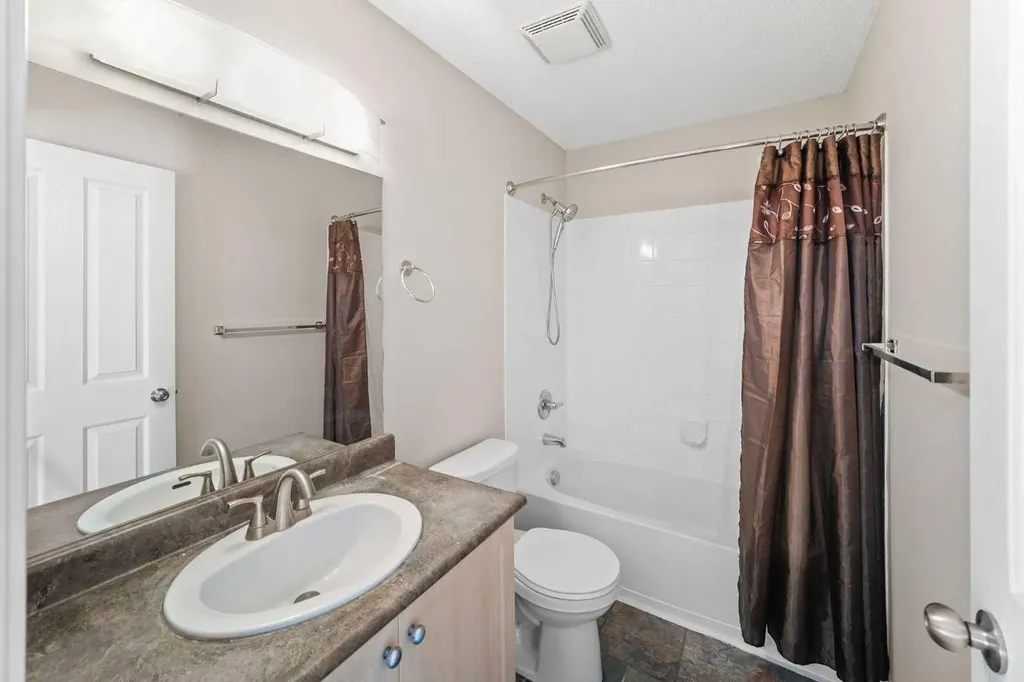 333 Taravista Drive NE Calgary AB T3J0H3