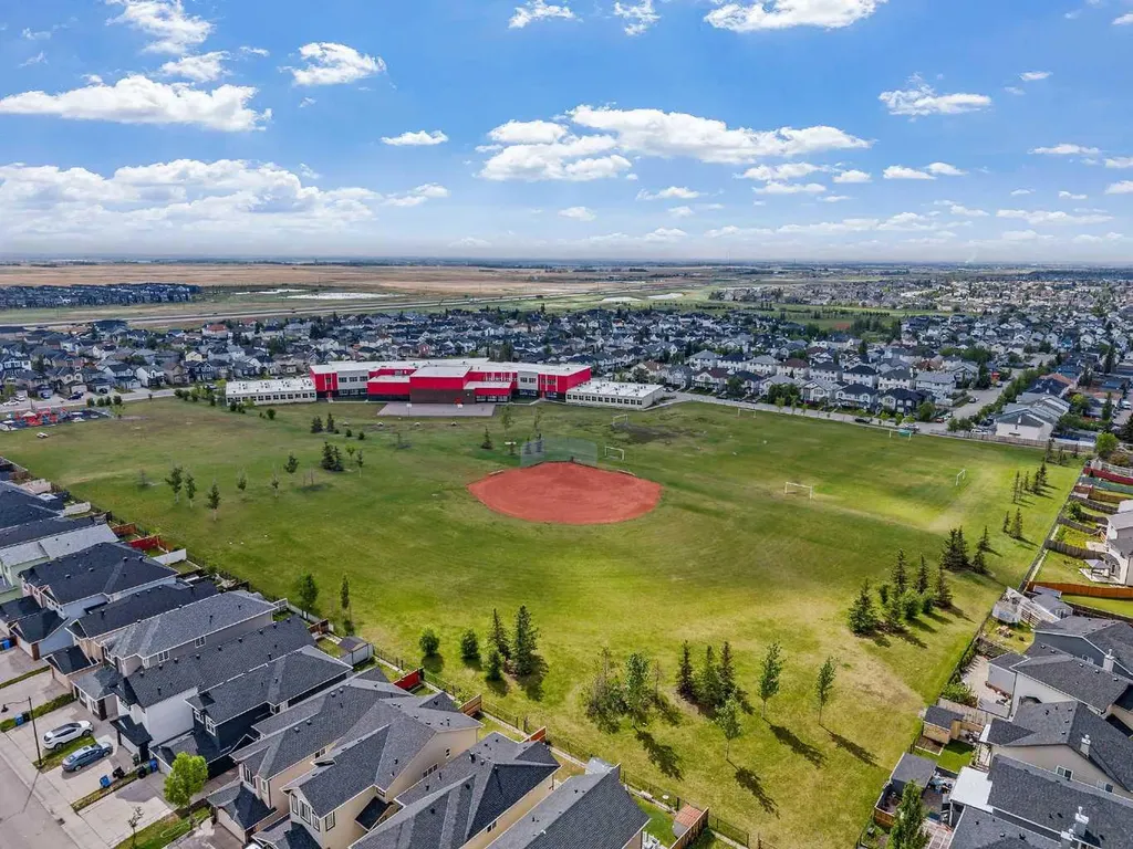 333 Taravista Drive NE Calgary AB T3J0H3