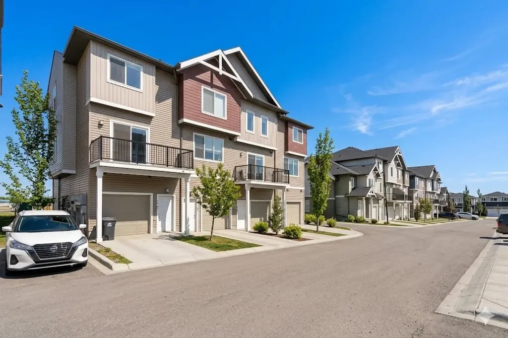 24 Rivercrest Drive Cochrane AB T4C 2C8