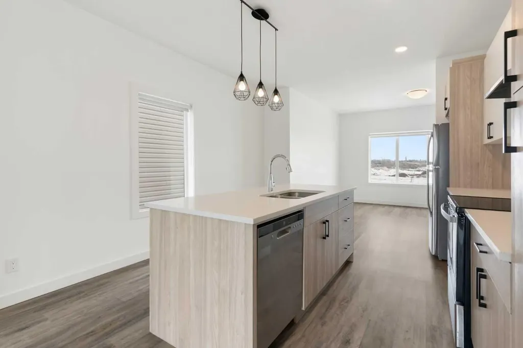 24 Rivercrest Drive Cochrane AB T4C 2C8