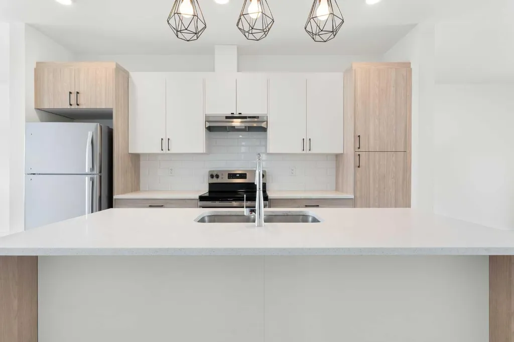 24 Rivercrest Drive Cochrane AB T4C 2C8