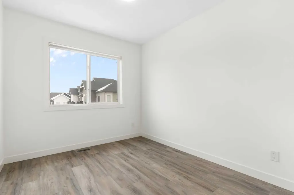 24 Rivercrest Drive Cochrane AB T4C 2C8
