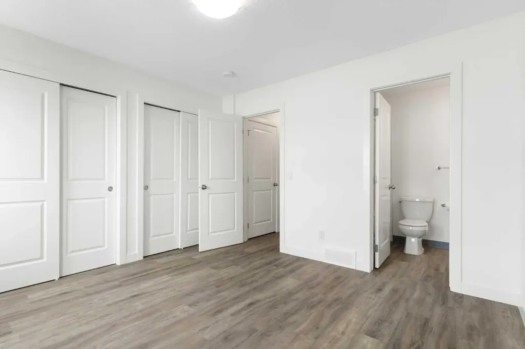24 Rivercrest Drive Cochrane AB T4C 2C8
