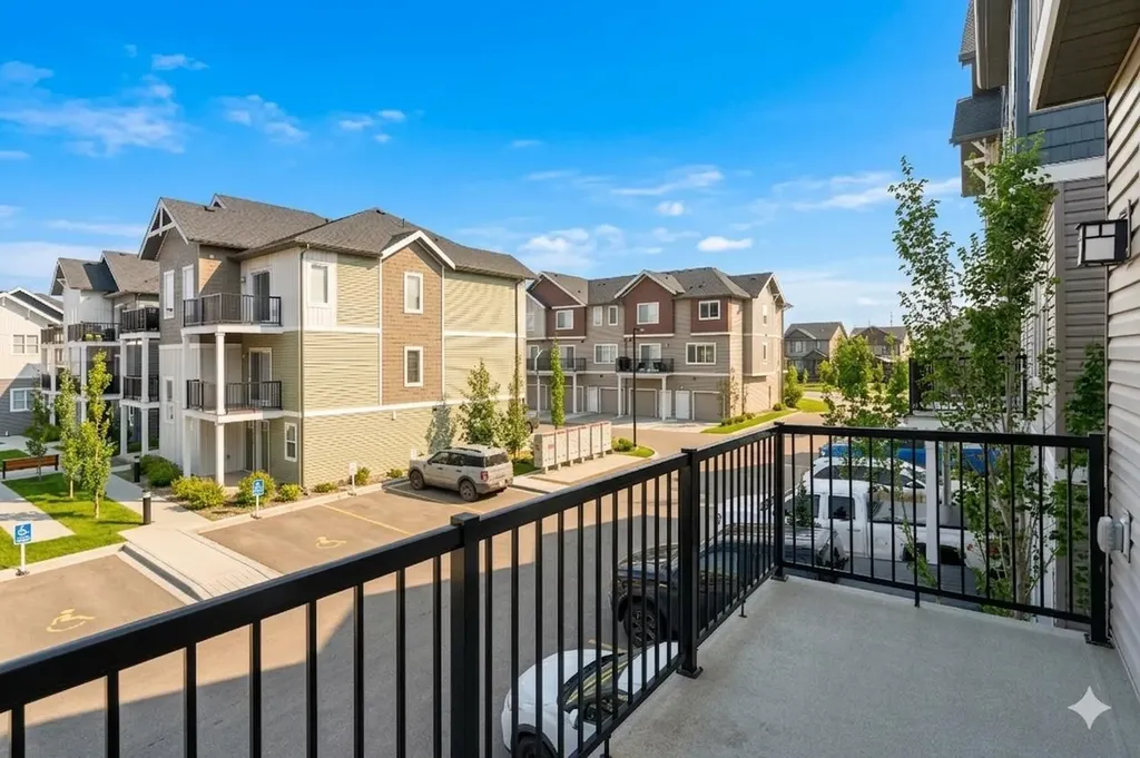 24 Rivercrest Drive Cochrane AB T4C 2C8