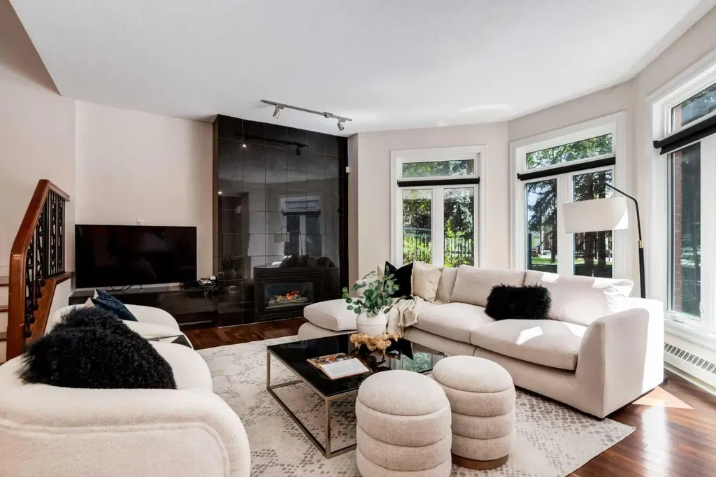 400 Eau Claire Avenue SW Calgary AB T2P 4X2