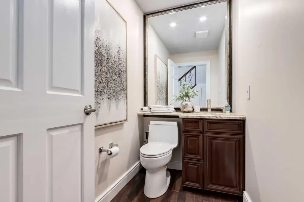 400 Eau Claire Avenue SW Calgary AB T2P 4X2
