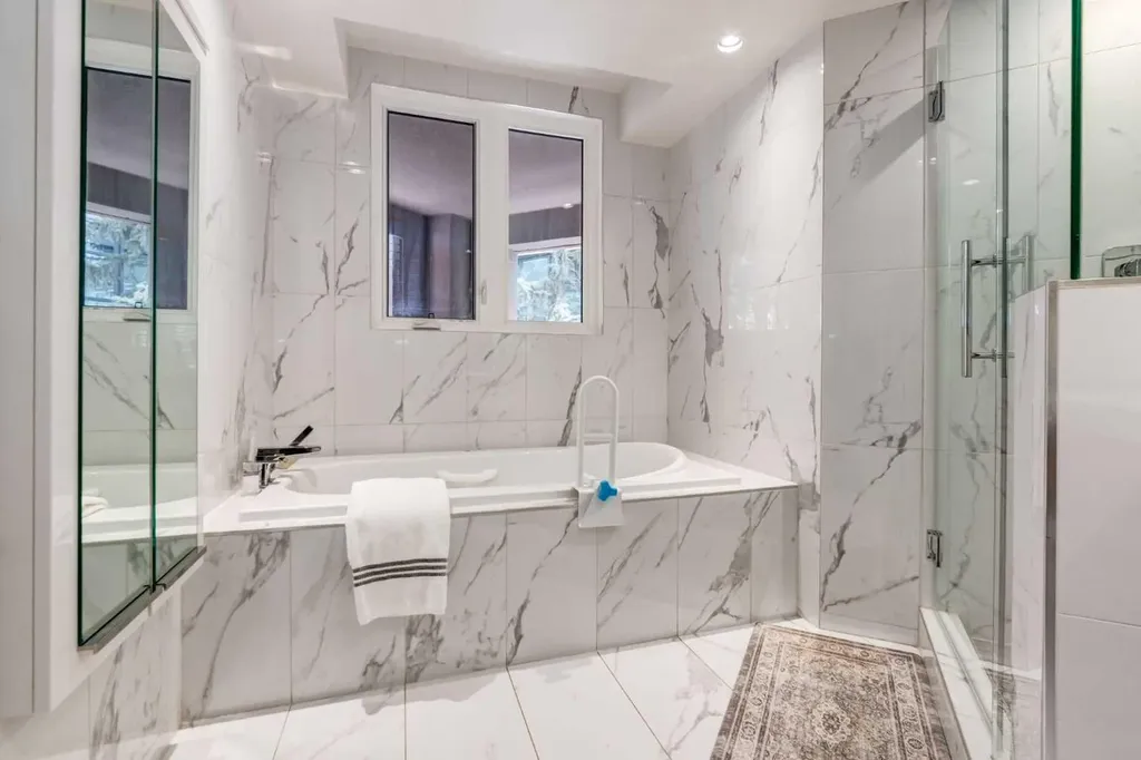 400 Eau Claire Avenue SW Calgary AB T2P 4X2