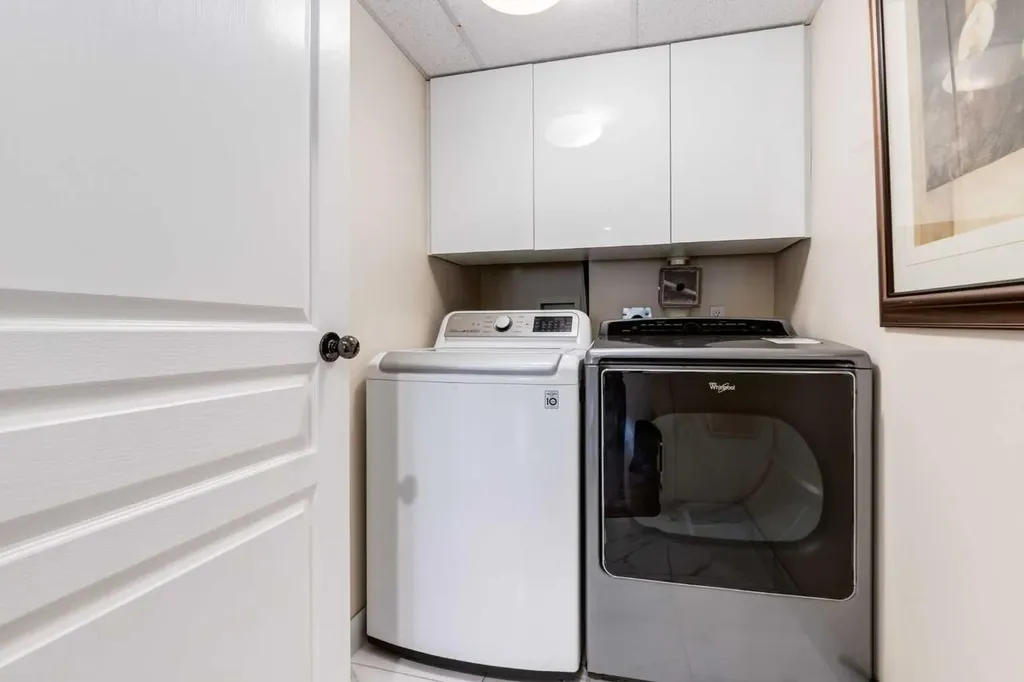 400 Eau Claire Avenue SW Calgary AB T2P 4X2