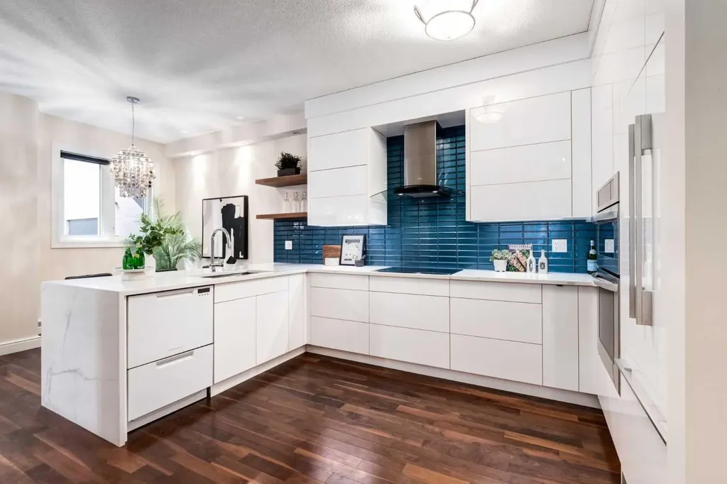 400 Eau Claire Avenue SW Calgary AB T2P 4X2