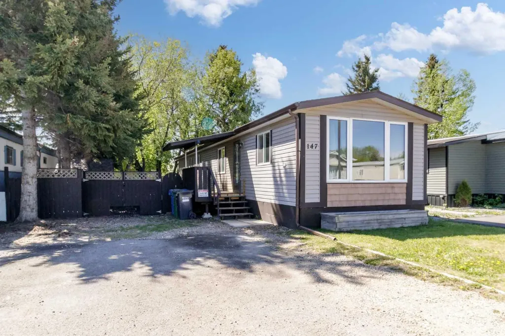5344 76 Street Red Deer AB T4P 2A6