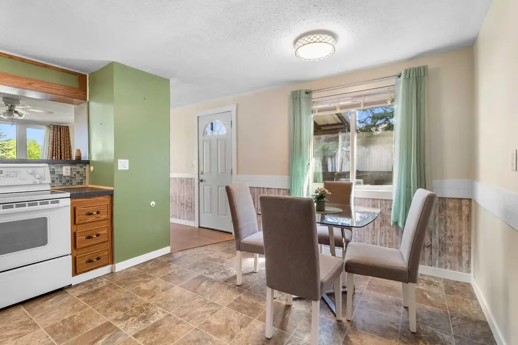 5344 76 Street Red Deer AB T4P 2A6