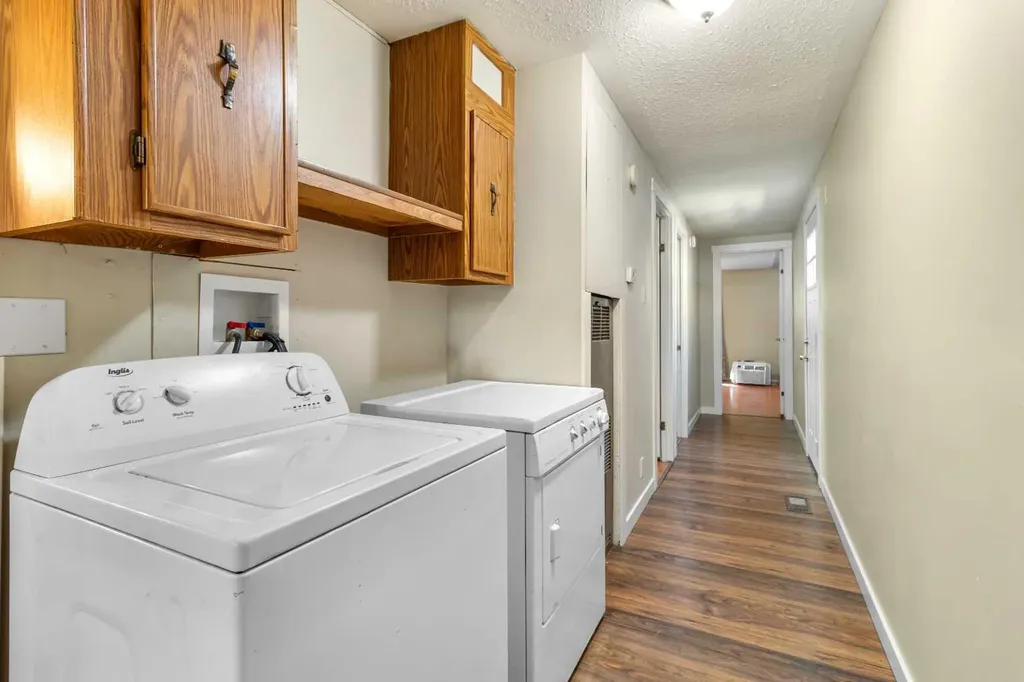5344 76 Street Red Deer AB T4P 2A6