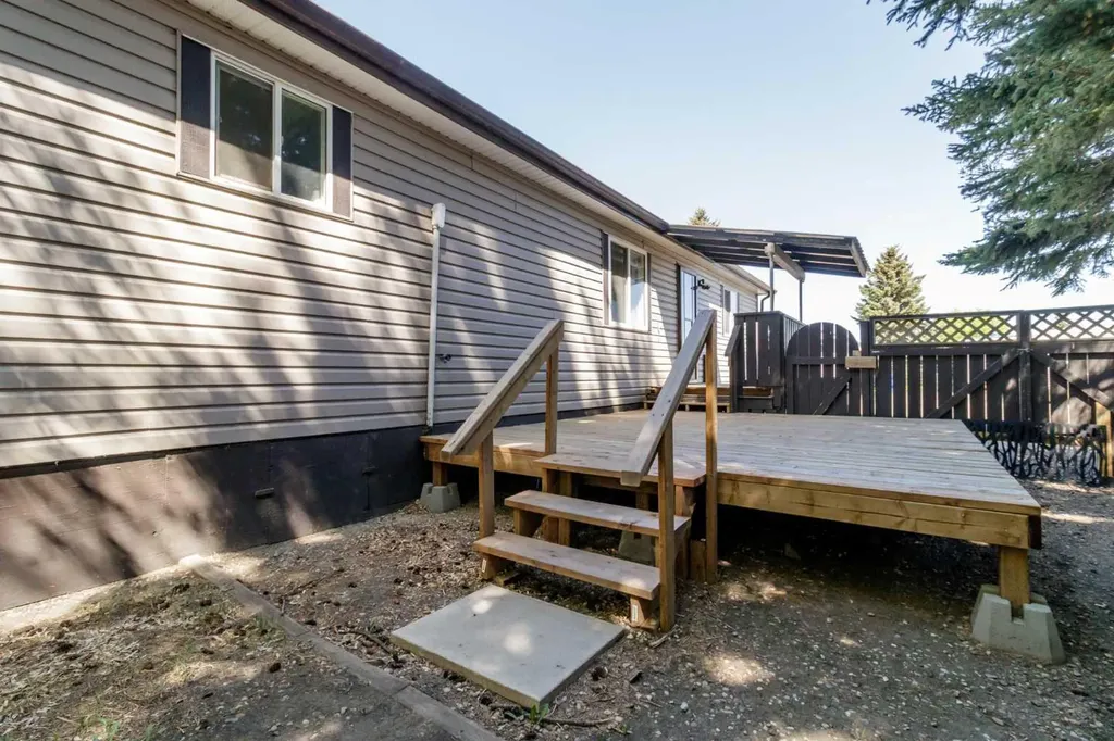 5344 76 Street Red Deer AB T4P 2A6