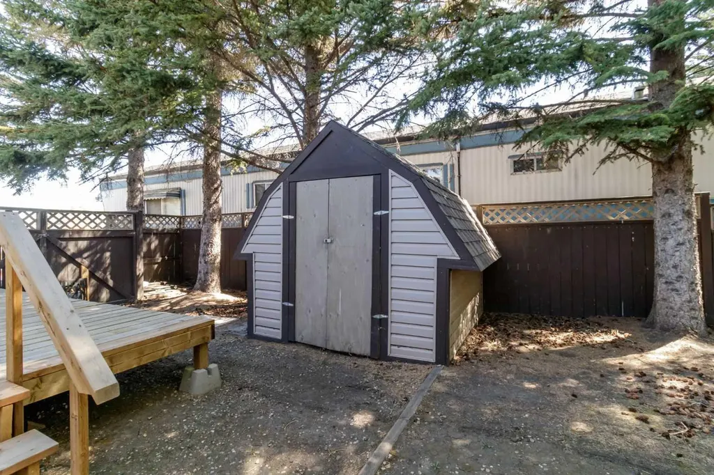5344 76 Street Red Deer AB T4P 2A6