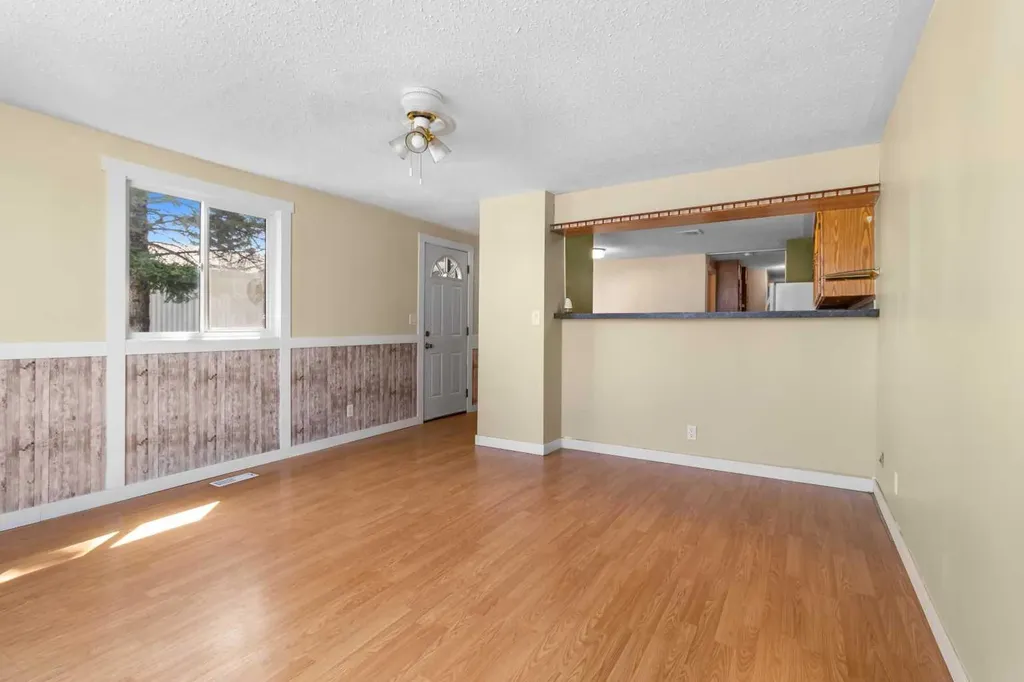 5344 76 Street Red Deer AB T4P 2A6