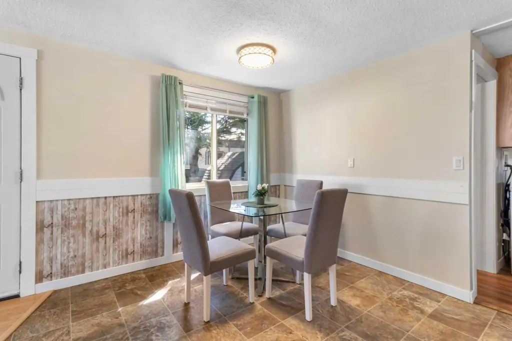 5344 76 Street Red Deer AB T4P 2A6