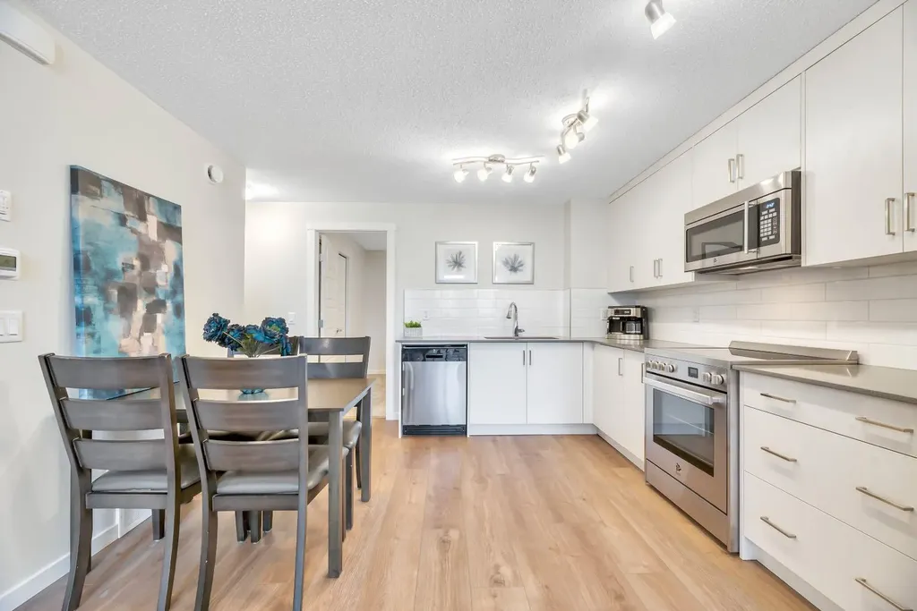 314 Cranbrook Square SE Calgary AB T3M 3E3