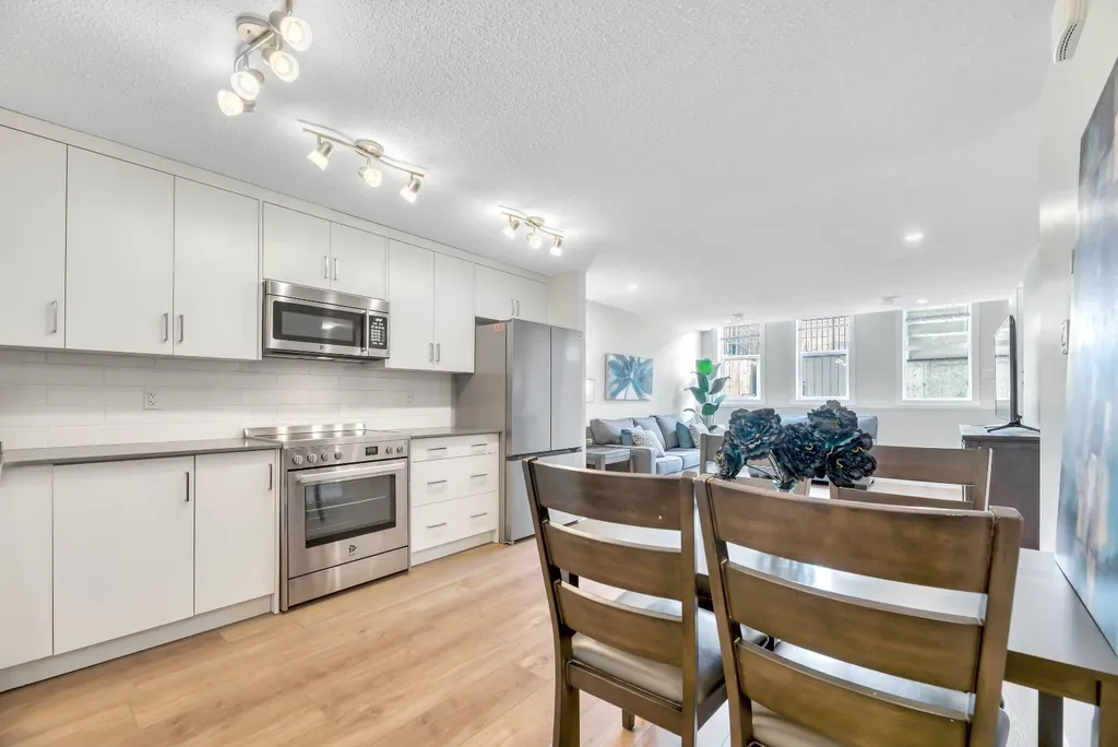 314 Cranbrook Square SE Calgary AB T3M 3E3
