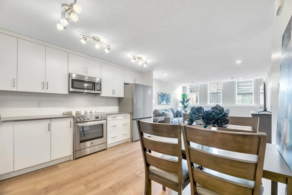 314 Cranbrook Square SE Calgary AB T3M 3E3