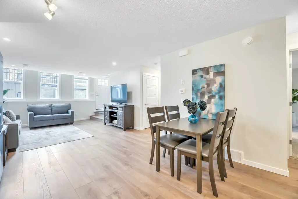 314 Cranbrook Square SE Calgary AB T3M 3E3