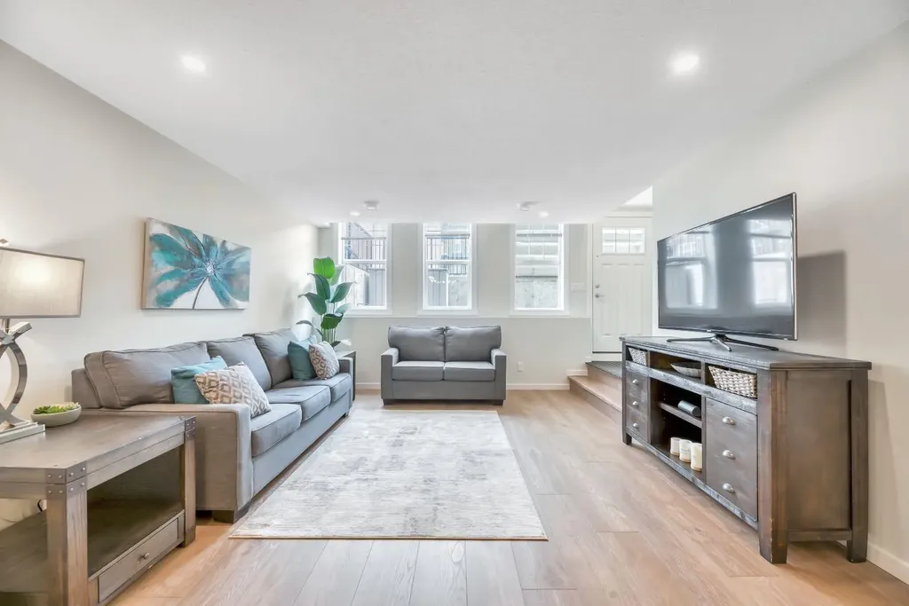 314 Cranbrook Square SE Calgary AB T3M 3E3