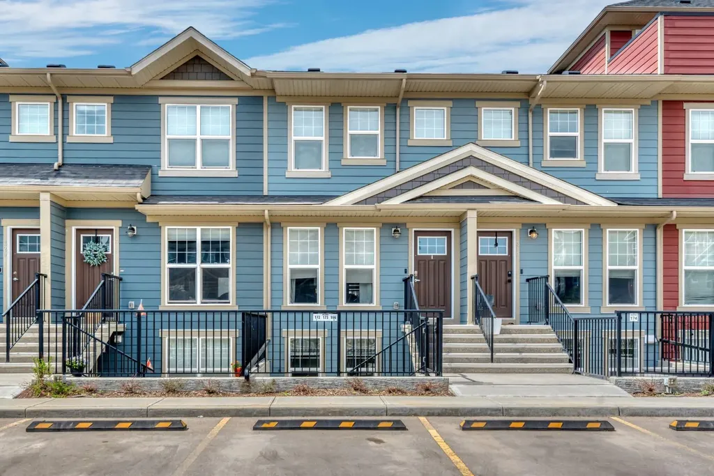 314 Cranbrook Square SE Calgary AB T3M 3E3