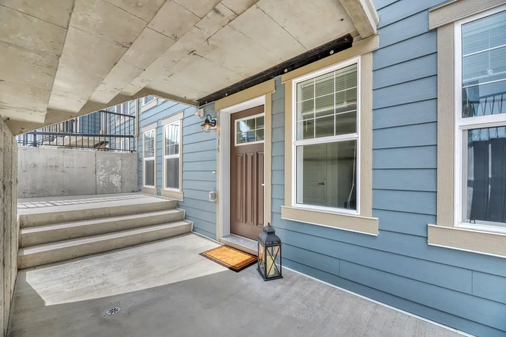 314 Cranbrook Square SE Calgary AB T3M 3E3