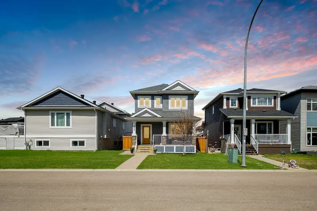 220 Warren Way Fort Mcmurray AB T9H 5H9