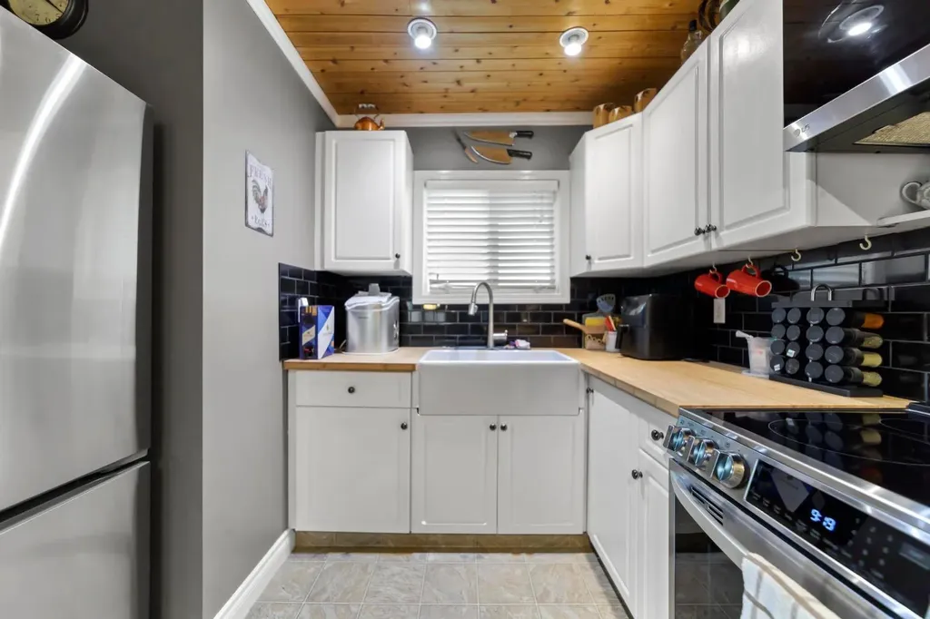 1014 Main Street Ohaton AB T0B3P0