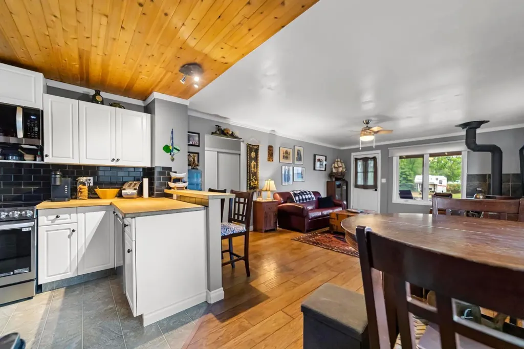 1014 Main Street Ohaton AB T0B3P0