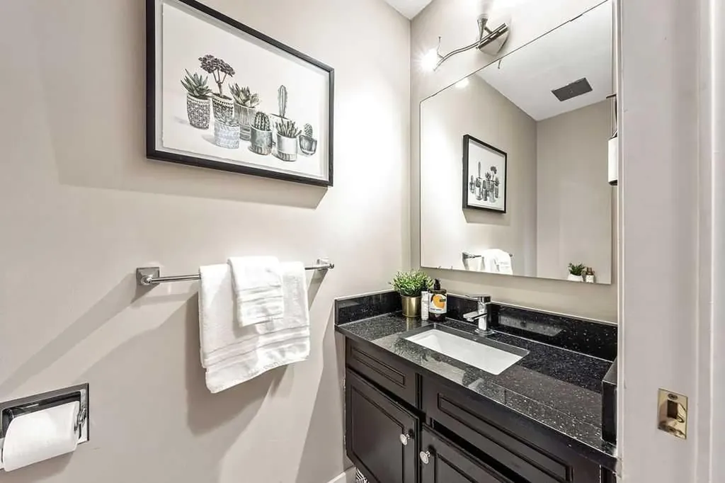 6630 Bowwood Drive NW Calgary AB T3B 2G9