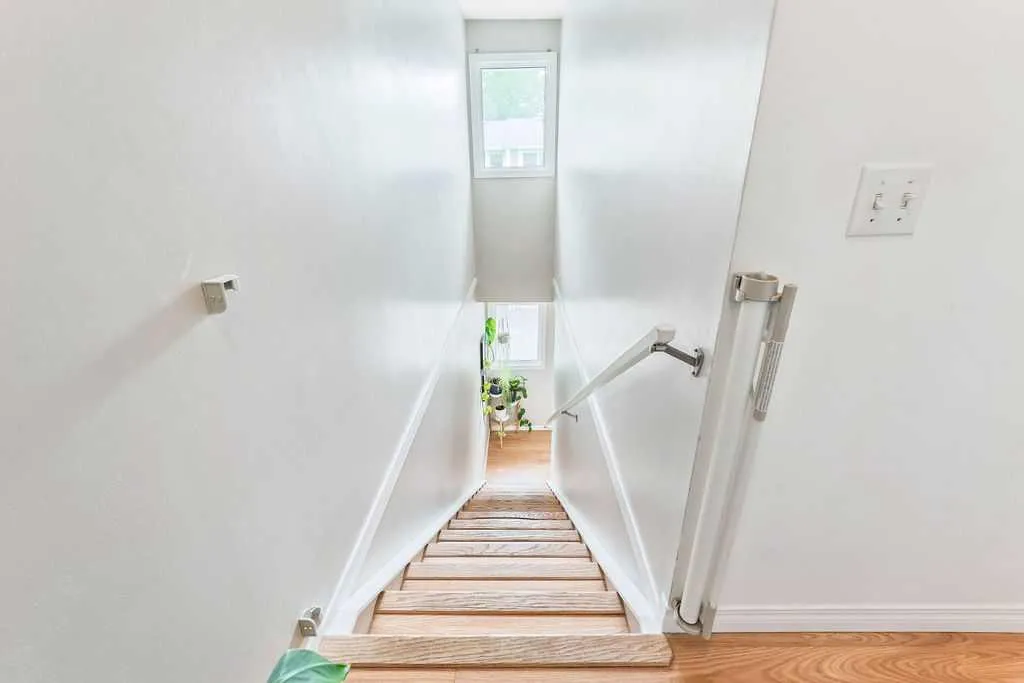 6630 Bowwood Drive NW Calgary AB T3B 2G9