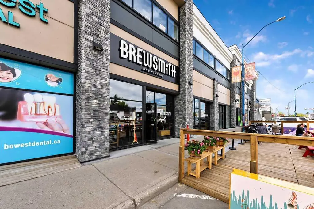 6630 Bowwood Drive NW Calgary AB T3B 2G9