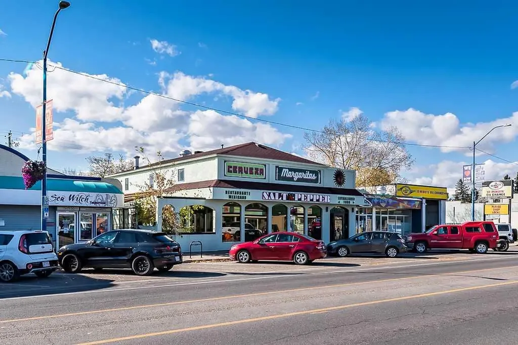 6630 Bowwood Drive NW Calgary AB T3B 2G9