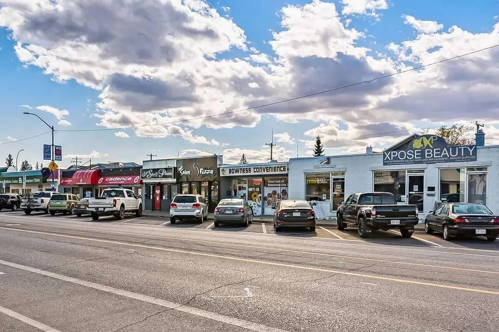 6630 Bowwood Drive NW Calgary AB T3B 2G9
