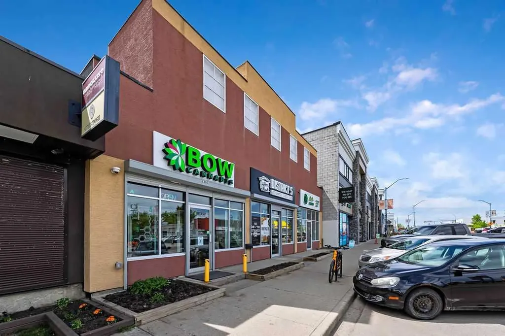 6630 Bowwood Drive NW Calgary AB T3B 2G9