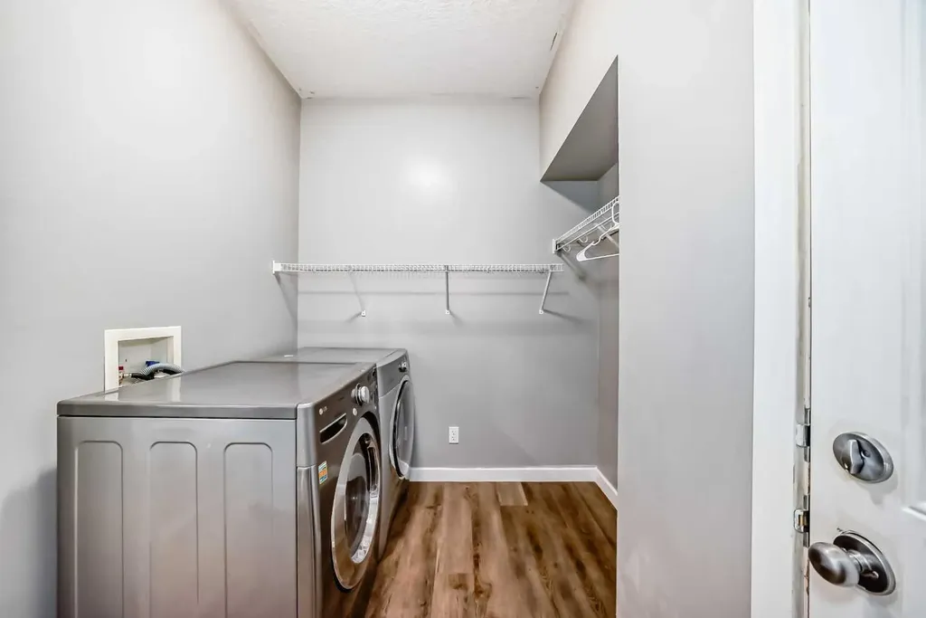 32 Copperleaf Way SE Calgary AB T2Z 0H8