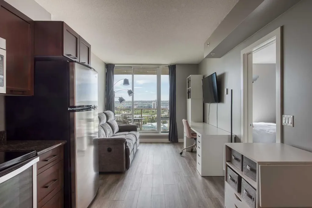 3820 Brentwood Road NW Calgary AB T2L 2L5